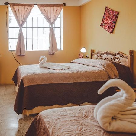 Hotel Shinula 韦韦特南戈 外观 照片